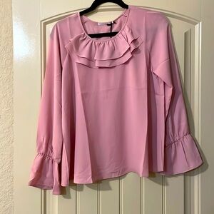 Three Eighty Two blouse size s
By Revolve NWT